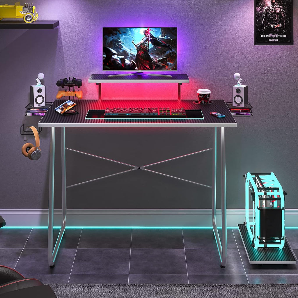 Gaming Desk with LED Light U704