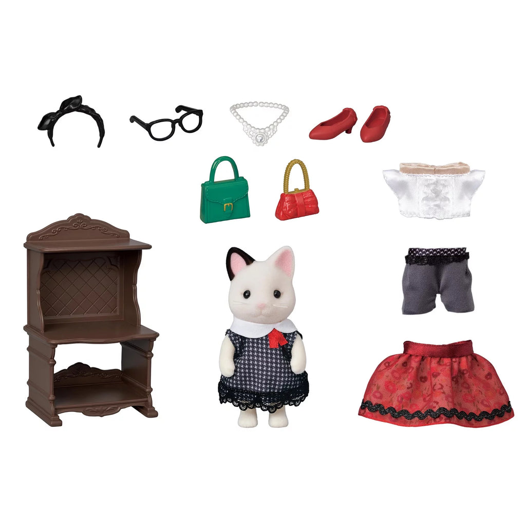 Tuxedo Cat Dollhouse Playset with Figure and Fashion Accessories E736