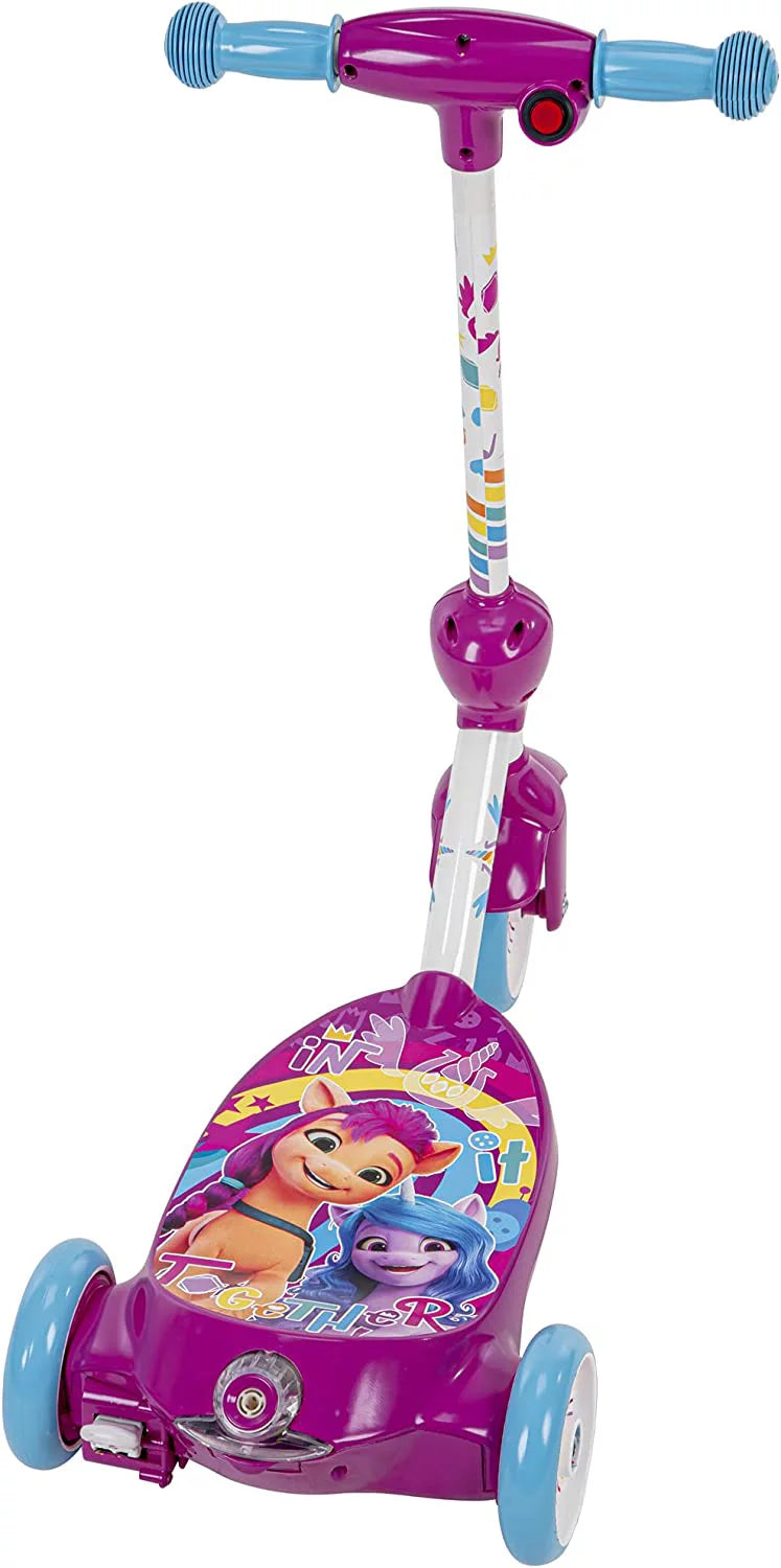 6-volt Bubble Scooter Ride-On Toy B860916