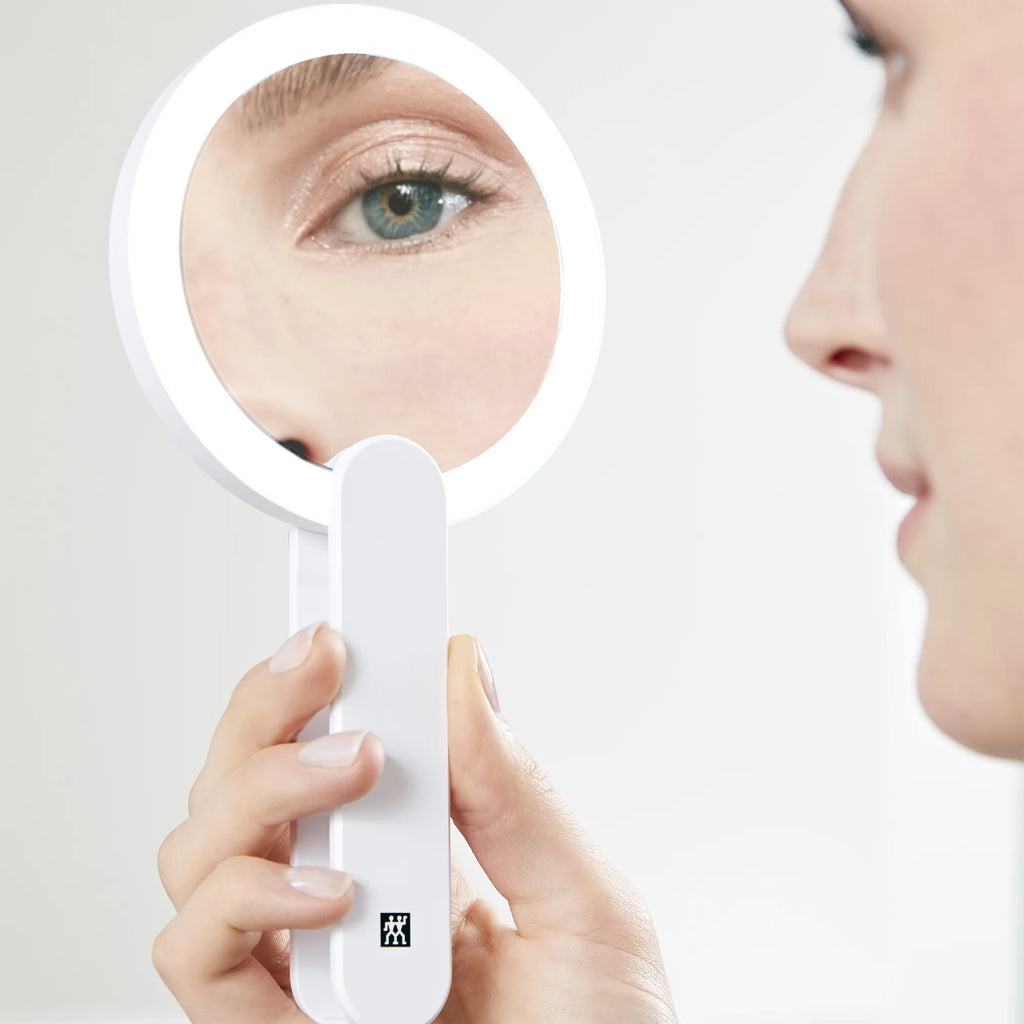 Magnifying Mirror H733373