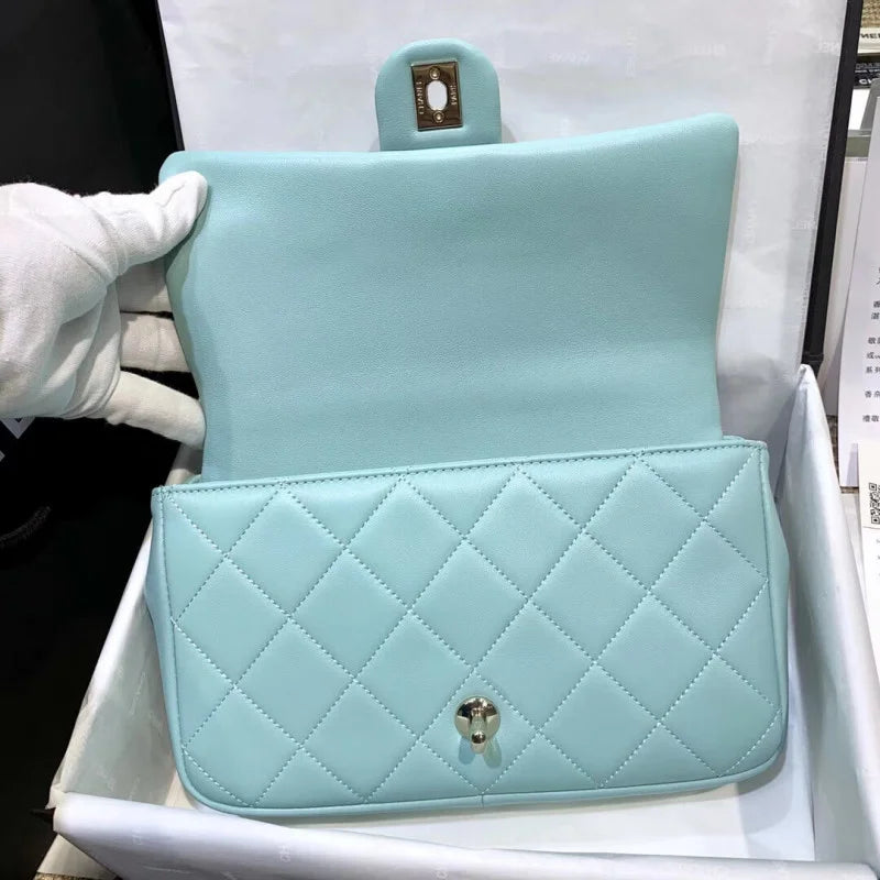 Flap Bag With Large Bi-Color Chain H61379