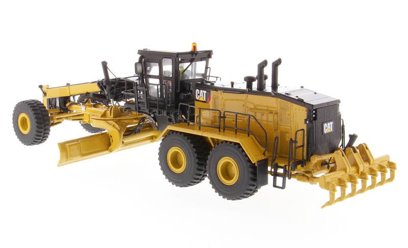 1/50 Scale Motor Grader S748