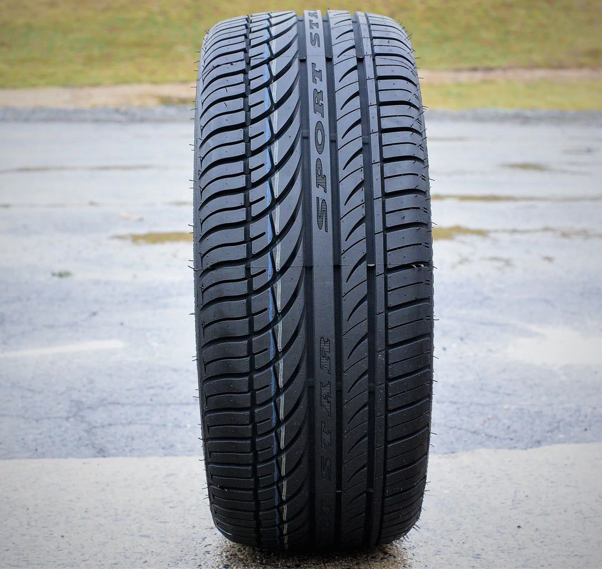 Set of 4 All Season Performance Tires C342863