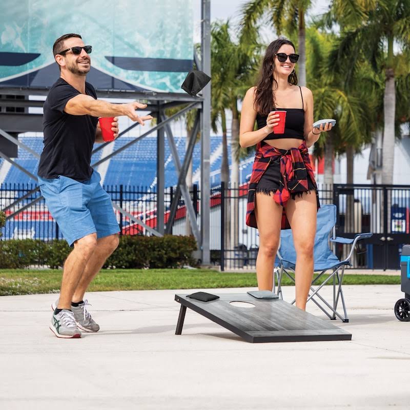 Tailgate Toss Wood Z962