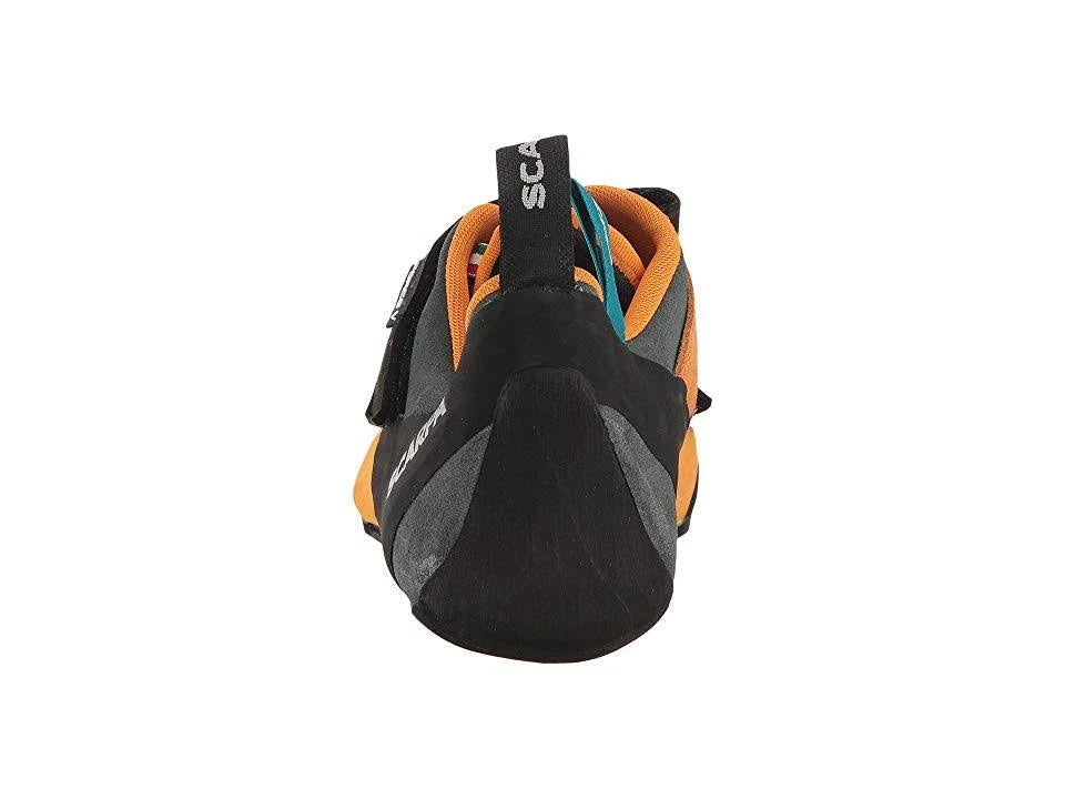 Climbing Shoe C222