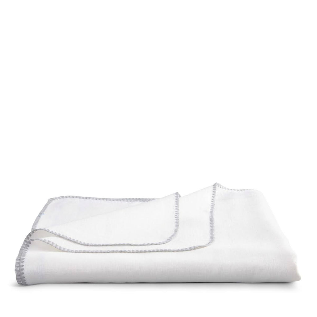 White Tablecloth A6515