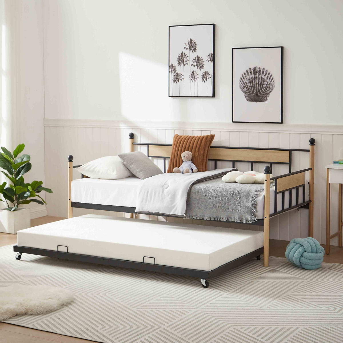 Black Twin Size Metal Daybed with Trundle A19746