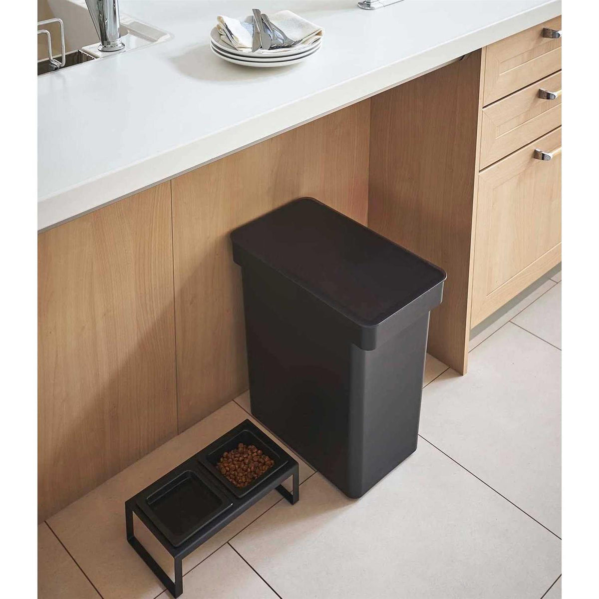 Airtight Pet Food Container J22490