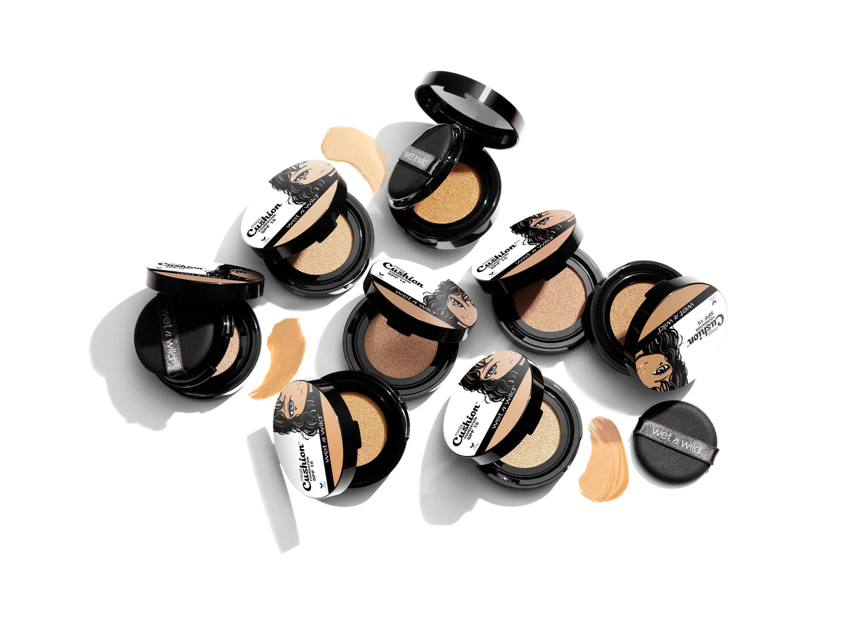 Light Ivory Foundation SPF 15 P344953