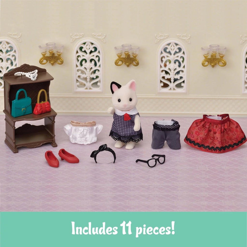 Tuxedo Cat Dollhouse Playset with Figure and Fashion Accessories E736