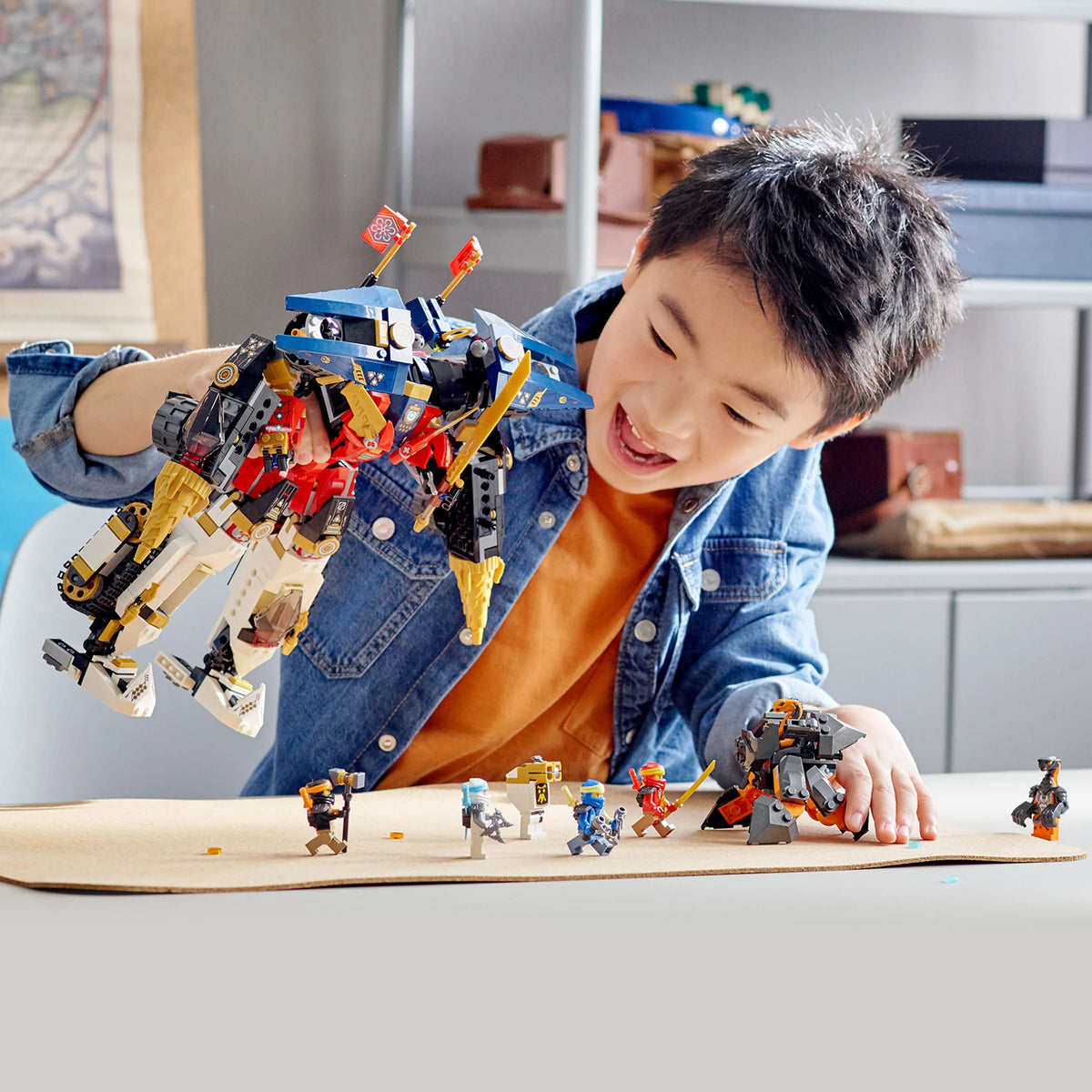 4 in 1 Mech Set with Toy Car, Jet Plane and Tank Toys plus 7 Minifigures O6276
