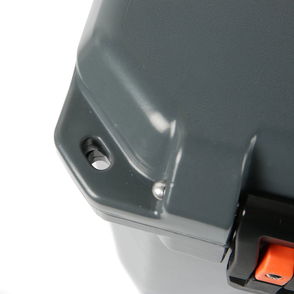 26 Quart Roto-Molded Cooler O273