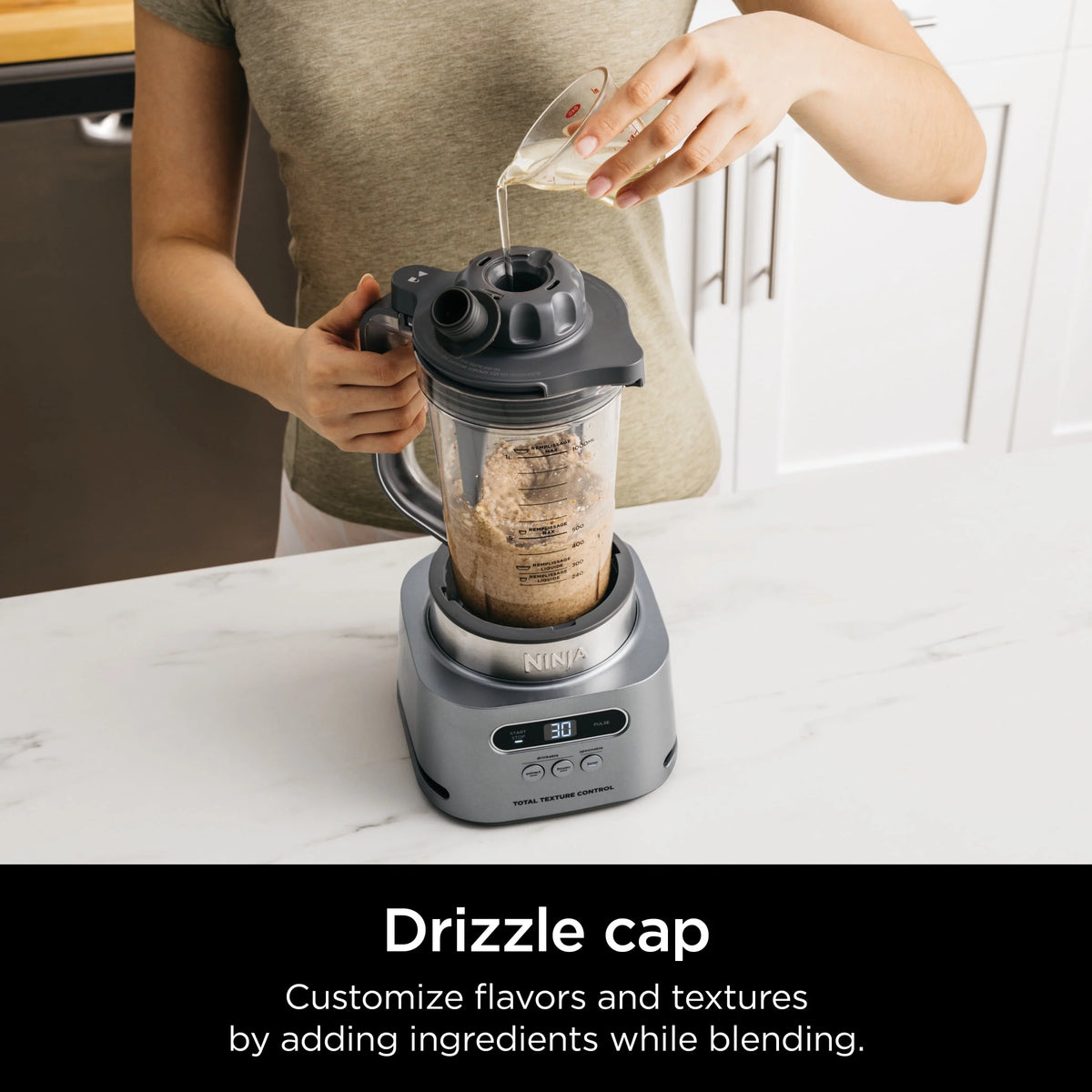 High-Speed Blender with 34 oz. Pitcher Y206322