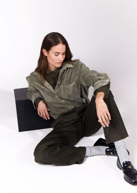 BETTY Corduroy Button Down Shirt in Olive