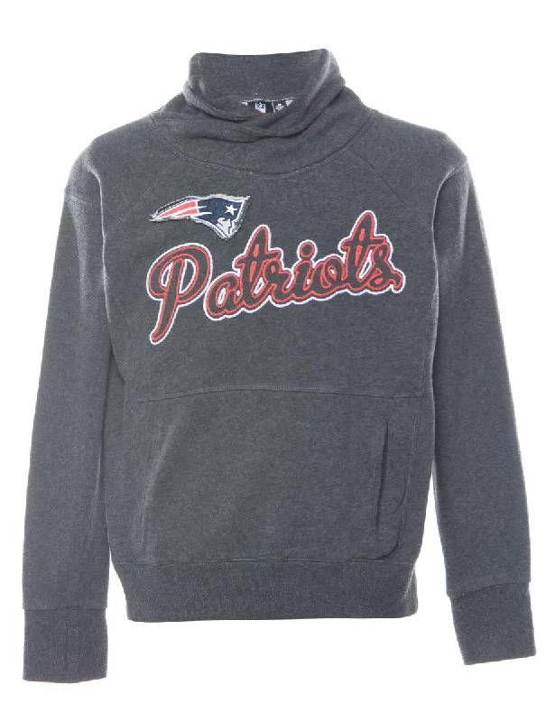 NFL Embroidered Sweatshirt - M