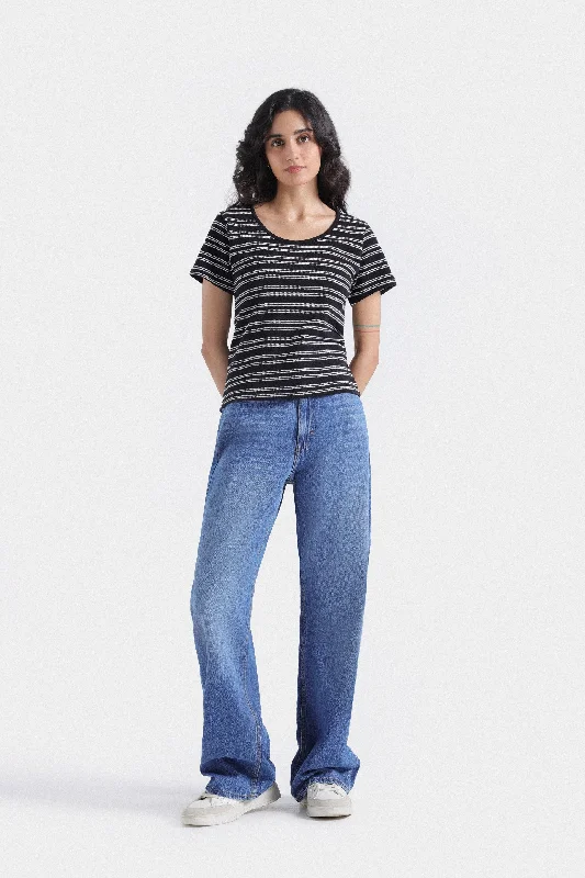 Basic Wide Leg Jeans